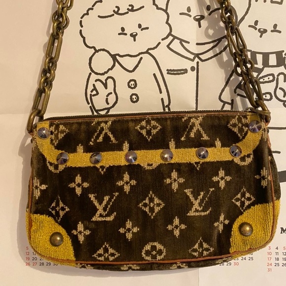 louis vuitton handbag - Picture 4 of 5